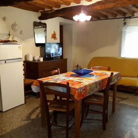 別荘 La Grazia Della Versilia Santa Lucia